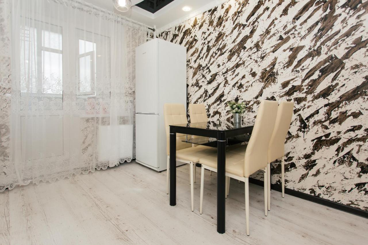 De Luxe Apartments Centr Illinskaya ซูมี ภายนอก รูปภาพ