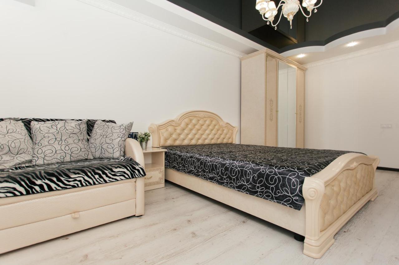 De Luxe Apartments Centr Illinskaya ซูมี ภายนอก รูปภาพ
