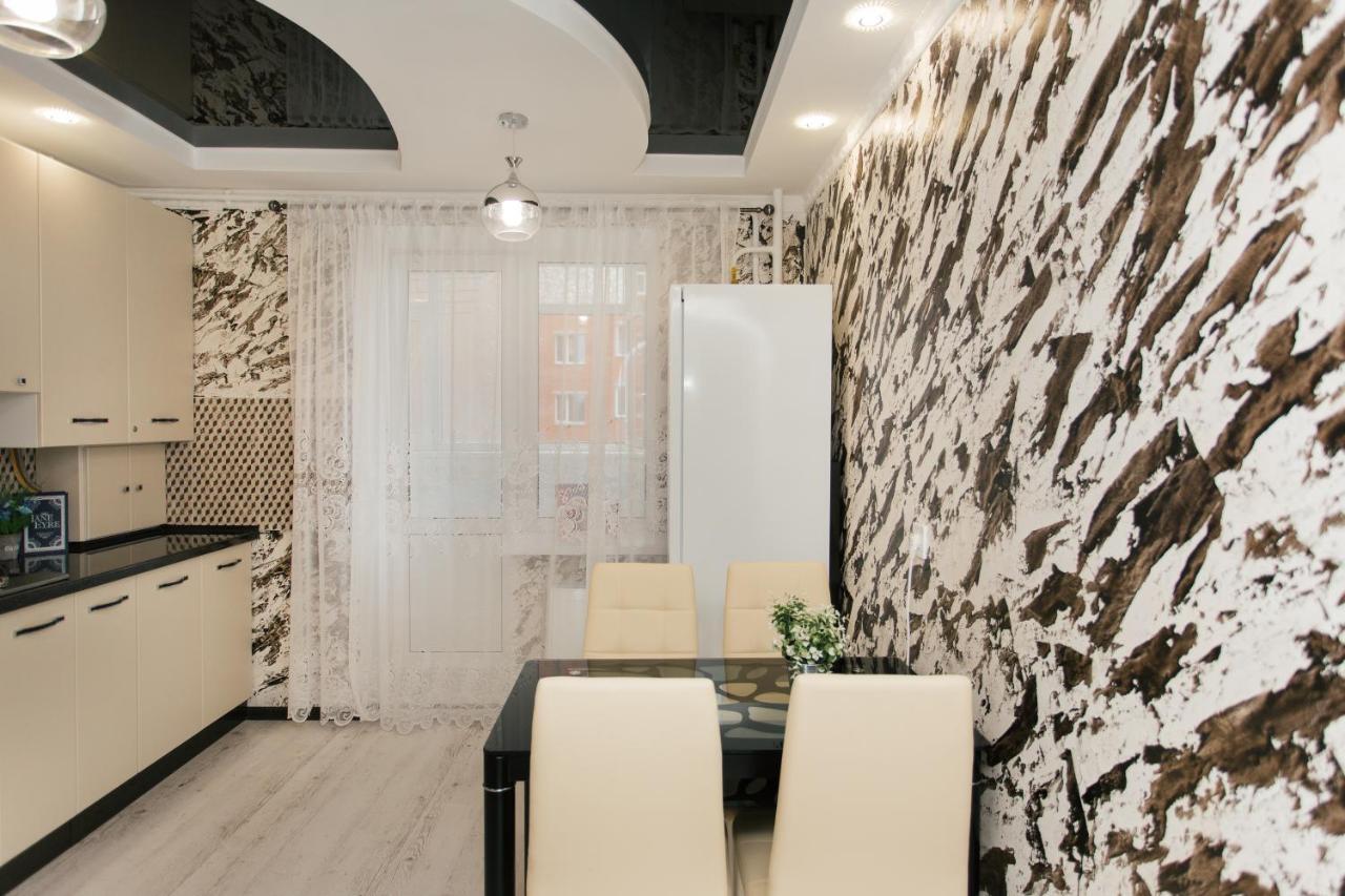 De Luxe Apartments Centr Illinskaya ซูมี ภายนอก รูปภาพ